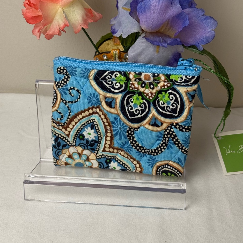 NWT Vera Bradley Bali Blue Coin Purse Retired Pattern - Picture 4 of 5